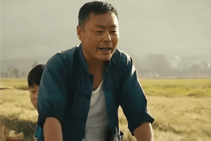 Phát hiện nam diễn viên nổi tiếng qua đời tại phòng trọ