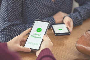 Bất ngờ nhận hơn 51 triệu đồng vào tài khoản với nội dung 'tra no' dù không vay mượn bất kỳ ai