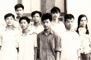 Giáo sư Toán học là nữ Tiến sĩ khoa học trẻ nhất Việt Nam, con gái nguyên Thứ trưởng Bộ Đại học và Trung học chuyên nghiệp