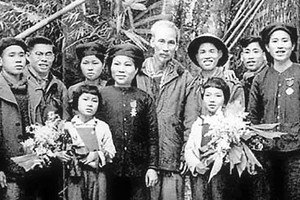 Nữ Anh hùng Lực lượng vũ trang nhân dân đầu tiên của Việt Nam, nhận danh hiệu khi mới 22 tuổi