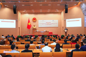 Dưới sự chứng kiến của Thống đốc Phạm Đức Ấn và Chủ tịch Hà Nội, loạt ngân hàng ‘chốt deal’ lớn với Vinhomes, Handico…