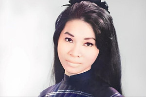 Tiến sĩ nghệ thuật cải lương đầu tiên của Việt Nam, từng kết hôn với danh thủ nổi tiếng, tuổi 81 sống độc thân trong biệt thự 1.200m²