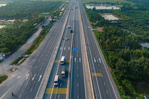 Đề xuất làm cao tốc 10 làn xe kết nối sân bay Gia Bình