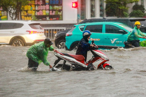 Hà Nội mưa lớn nhất từ đầu mùa