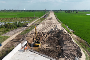 Cao tốc gần 45.000 tỷ nối 2 tỉnh thành Đồng bằng sông Cửu Long gặp khó