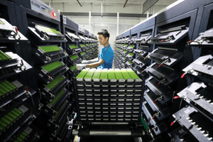 Láng giềng Việt Nam biến chất thải lithium thành 'kho báu' kim loại hiếm, đe dọa làm rung chuyển ngành công nghệ cao