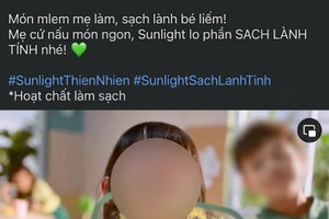 Dùng hình ảnh trẻ liếm đĩa để quảng cáo: Chuyên gia tâm lý, giáo dục lên tiếng