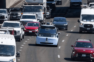 Quốc gia Đông Nam Á chuẩn bị đón taxi không người lái của Google