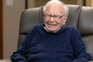 Warren Buffett rời ghế Chủ tịch Berkshire Hathaway, khép lại hơn 60 năm ‘chèo lái’ đế chế 1.000 tỷ USD