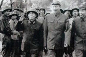 Gia đình hiếm hoi của Việt Nam có 3 vị tướng: Một người là Trung tướng viết nên 'huyền thoại đường Trường Sơn', con cháu nối nghiệp nhà binh