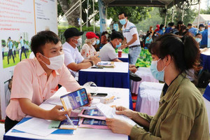 Người lao động thử việc tại công ty cẩn thận bị xử lý kỷ luật nếu hợp đồng có điều khoản này