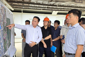 Làm việc với lãnh đạo tỉnh, Hòa Phát (HPG) đề xuất mở rộng dự án thép ray đường sắt, tăng vốn thêm 20.000 tỷ đồng