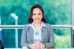 Bà Đặng Huỳnh Ức My kể về cuộc chuyển giao quyền lực từ cha mẹ: 'Một giai đoạn mới cần một leader mới'