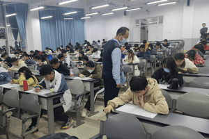 Phát hiện chấn động về đường dây mua bán đáp án thi cử ở Trung Quốc: 9 phút tuồn đề, 40 phút là có lời giải