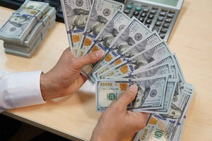 Tỷ giá hôm nay 21/9: Tỷ giá trung tâm neo ở vùng đỉnh