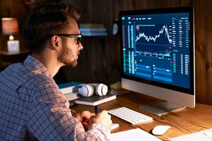 Cổ phiếu đáng chú ý ngày 22/9: VPB, BSR, CTG