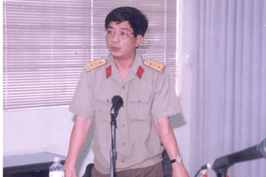 Vị Thượng tướng có học hàm Giáo sư, từng tốt nghiệp thủ khoa, từ chối du học Liên Xô để ra mặt trận