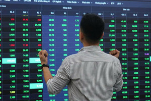 Cổ phiếu đáng chú ý ngày 23/9: MSN, HAH, POW