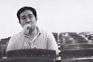 'Thần đồng' Toán học 2 lần giành Huy chương Vàng với điểm tuyệt đối 42/42: Được tuyển thẳng vào đại học nhưng nghiện game, trượt môn, nợ 10 tín chỉ