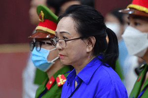 Trong trại tạm giam, bà Trương Mỹ Lan nhận tin đấu giá 2 bất động sản đắt tiền gần ngay Times Square