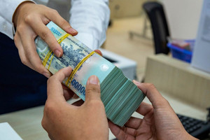Có 100 triệu tiền nhàn rỗi: Gửi tiết kiệm ngân hàng nào để có lãi cao nhất 09/2026?