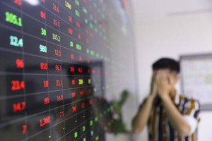Giảm thêm 22 điểm, VN-Index mất mốc 1.780