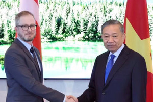 Tổng Bí thư, Chủ tịch nước tiếp lãnh đạo Đảng Cộng sản Canada