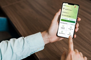 Vietcombank, Techcombank… không cho phép truy cập ứng dụng ngân hàng với những đối tượng sau