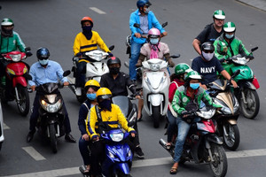 Đề xuất Grab, Be, Green SM… cùng đóng BHXH bắt buộc cho tài xế