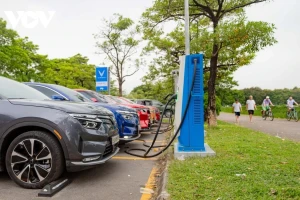 Đề xuất từ năm 2029, doanh nghiệp phải thu hồi pin xe điện để tái chế