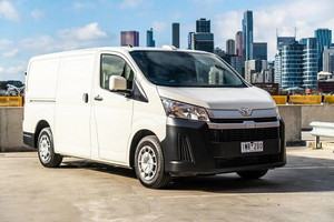 Ngân hàng sắp thanh lý loạt ô tô Mercedes-Benz, Toyota... giá từ 12 triệu đồng