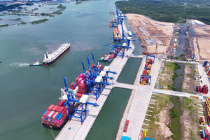 Tập đoàn 1,2 triệu tỷ đồng của Việt Nam bất ngờ bỏ phiếu phản đối toàn bộ 8 tờ trình ĐHCĐ một doanh nghiệp