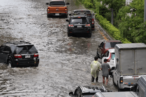 Lũ lụt nhấn chìm Thái Lan, nhà máy Honda buộc phải ngừng hoạt động