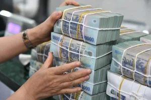 Thông tư 50 giúp ngân hàng 'dễ thở' hơn, hạn chế cuộc đua lãi suất?
