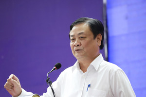 Ông Lê Minh Hoan: Chính quyền không chỉ giải quyết hồ sơ, phải ‘mở cửa’ để doanh nghiệp đưa ra tư duy mới