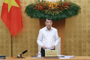Thủ tướng Lê Minh Hưng chỉ đạo không tăng giá điện: Nhìn lại việc làm ăn của EVN