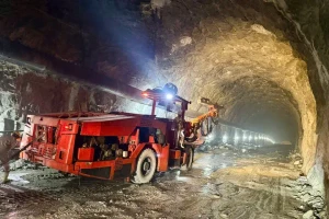 Việt Nam đang xây dựng công trình cao ngang tòa nhà 17 tầng nằm sâu trong lòng núi, trị giá 21.101 tỷ đồng, là mô hình chưa từng có trong lịch sử