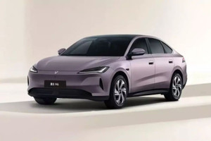 Giải mã chiếc sedan hạng D giá từ 312 triệu đồng khiến Toyota Camry phải dè chừng