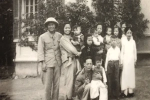 Gia đình tại Việt Nam có 3 thành viên được đặt tên đường ở Thủ đô, hậu duệ đều thành đạt, có người là Thứ trưởng, Thiếu tướng, Giáo sư nổi tiếng