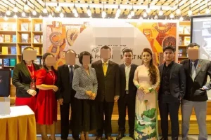 Lộ diện hình ảnh hiếm hoi 2 thiếu gia nhà 'vua cà phê' Đặng Lê Nguyên Vũ