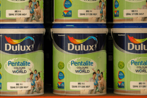 Nippon Paint mua Dulux: Cục diện ngành sơn Việt Nam sẽ thay đổi thế nào?