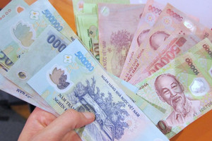 Ngân sách sẽ chi tặng 300.000/người dịp Tết Nguyên đán, hiệu lực từ nay đến 2030: Đối tượng hưởng là ai, áp dụng địa phương nào?