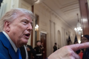 Iran nói đàm phán với Mỹ ‘vô nghĩa’, Washington tuyên bố cuộc chiến với Tehran gần như 'đã kết thúc'
