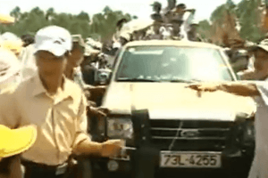 'Quán quân giàu nhất' Đường lên đỉnh Olympia chia sẻ kỷ niệm xúc động 21 năm trước, được biển người chào đón nồng nhiệt