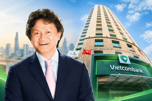 Chân dung Phó Tổng Giám đốc Vietcombank vừa xin nghỉ hưu sớm, từng gần 10 năm điều hành ngân hàng 0 đồng