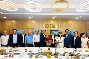 Làm việc với Phó Chủ tịch, Tổng Thư ký VNBA Đào Minh Tú: HDBank, HD SAISON, Shinhan Bank báo cáo gì?