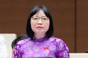 “Bật đèn vàng” với địa phương: Ba góc nhìn để đánh giá cán bộ