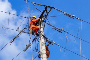 3 tháng cuối năm, mỗi ngày Việt Nam dùng thêm gần 100 triệu kWh điện