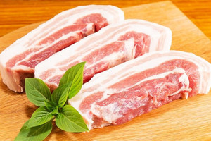 Bất an thịt heo chứa chất cấm