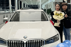 ‘Sếp nhà người ta’: Bà chủ nhà hàng mua xe BMW tặng nhân viên vì ‘không muốn thấy họ đi xe máy điện giữa trời giá rét’